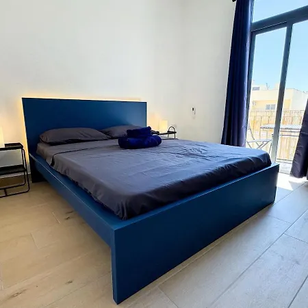 Malta Rooftop Terrace 2br 10min Valletta Msida