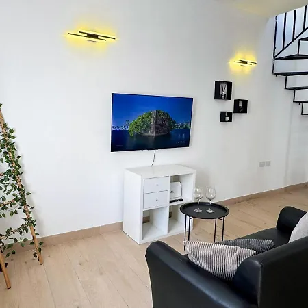 Malta Rooftop Terrace 2br 10min Valletta דירה מסידה