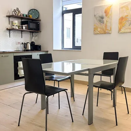 Malta Rooftop Terrace 2br 10min Valletta *