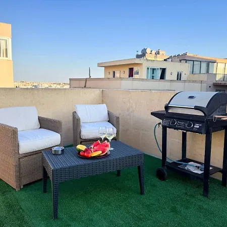 Malta Rooftop Terrace 2br 10min Valletta * מסידה