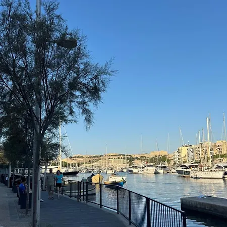 Malta Rooftop Terrace 2br 10min Valletta דירה